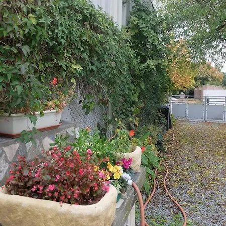 Maison Avec Jardins A 5 Mn De La Gare De La Rochelle Holiday home *